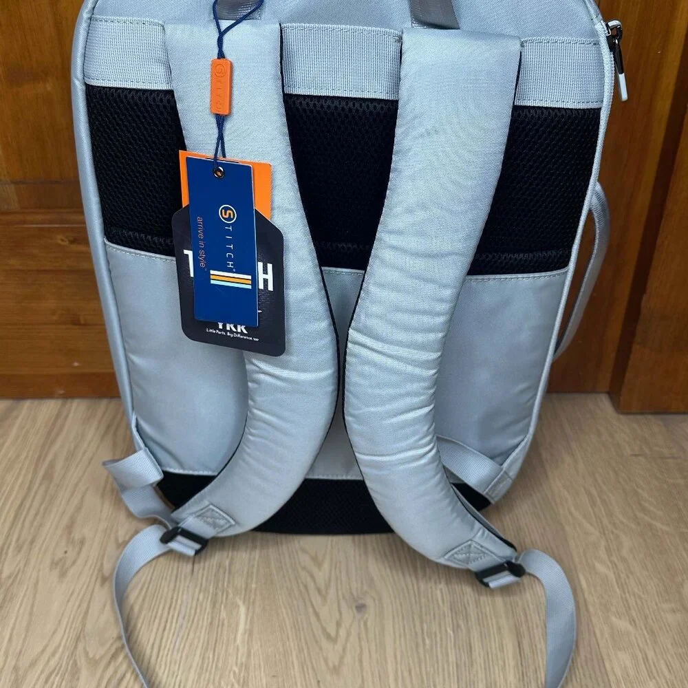 NWT Stitch Golf The Day Traveler Backpack LtGray